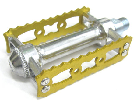 SYLVAN TOURING（ゴールド）